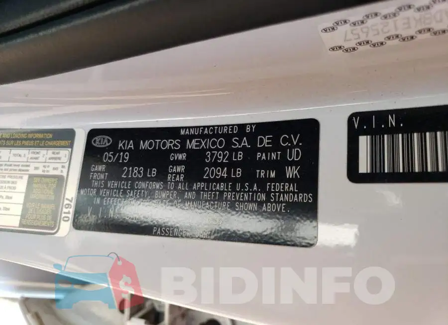 3KPF24AD8KE125657 Photo# 12