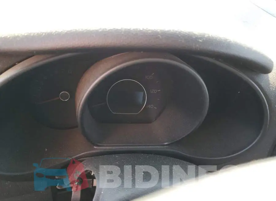 KNDJN2A29F7806677 Photo# 9