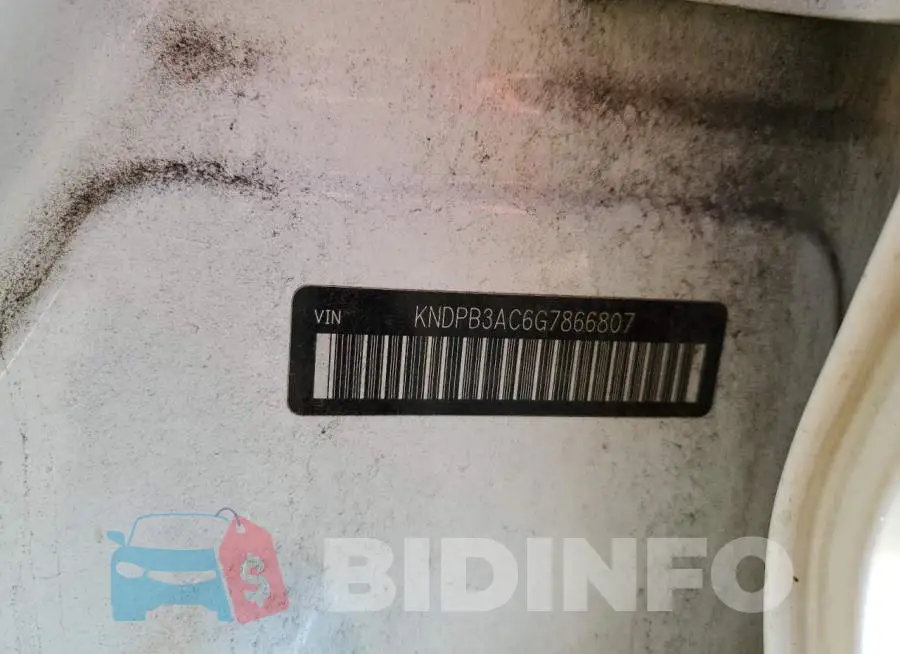 KNDPB3AC6G7866807 Photo# 13