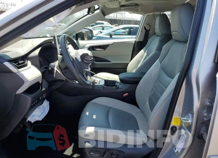 2T3C1RFV5MC131624 Photo# 7