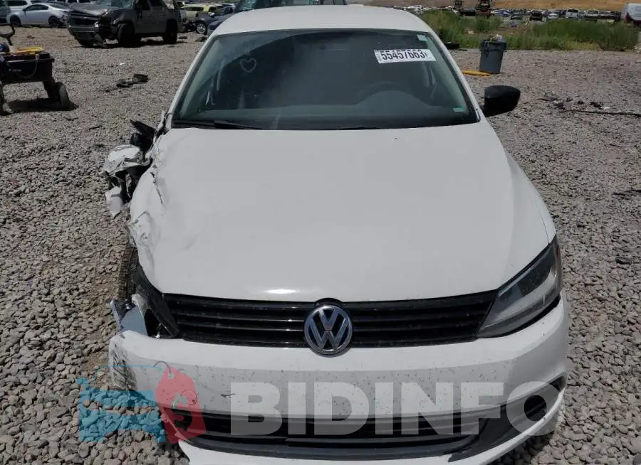 3VW2K7AJ5EM225812 Photo# 5