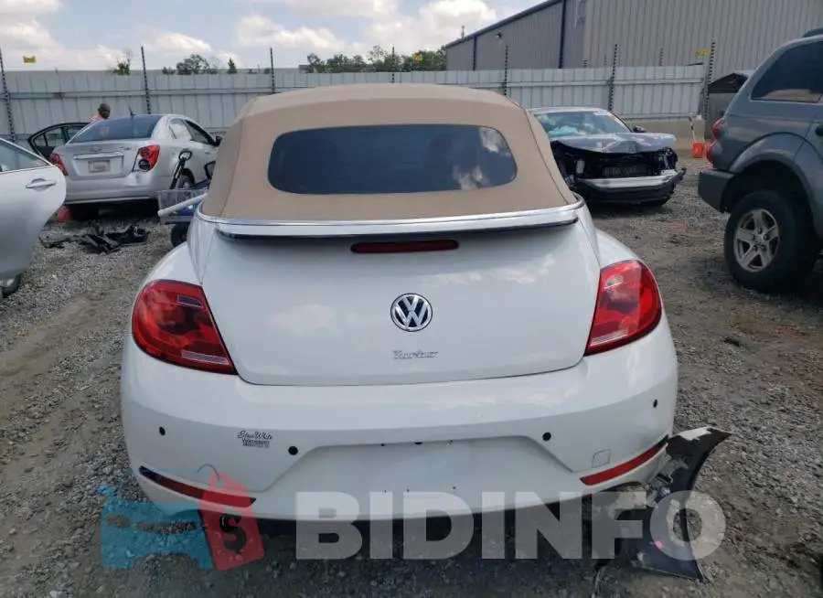 3VW7S7AT1FM800576 Photo# 6