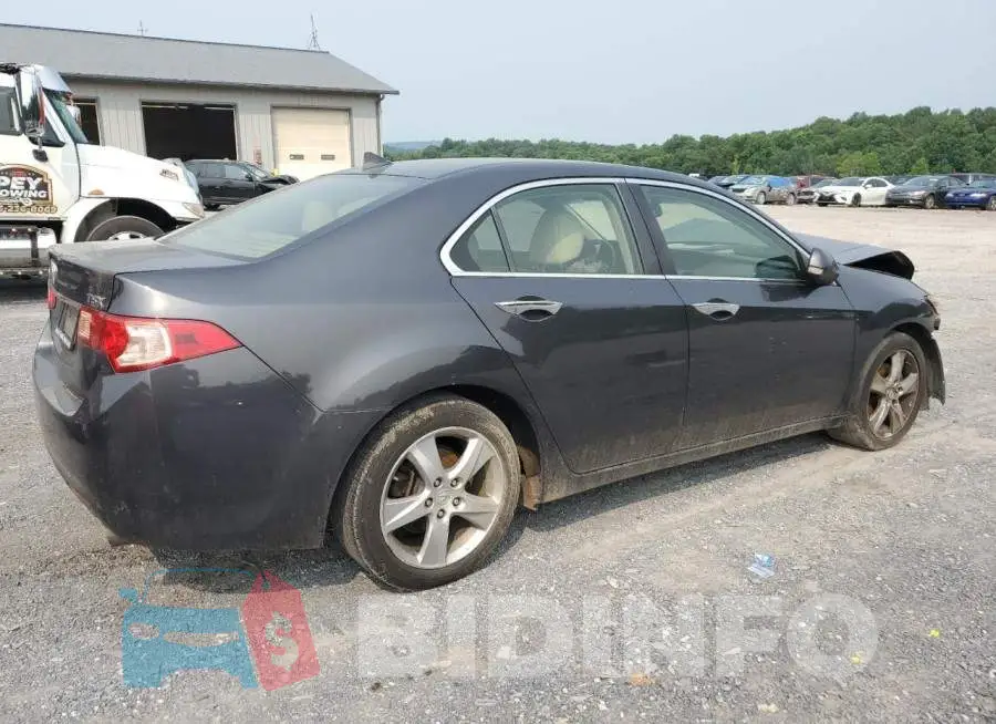 JH4CU2F47EC001660 Photo# 3