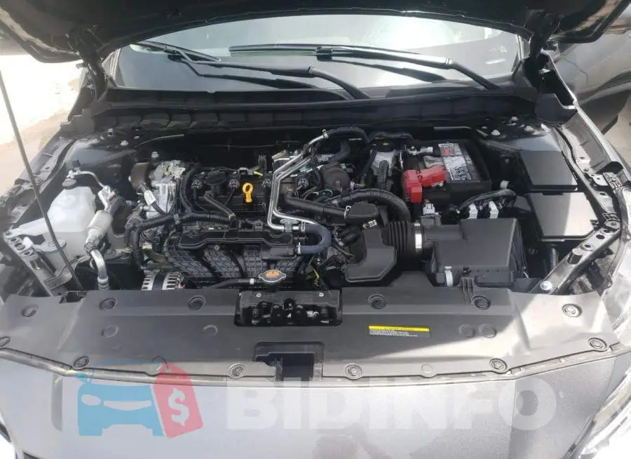 1N4BL4EW0PN361879 Photo# 11