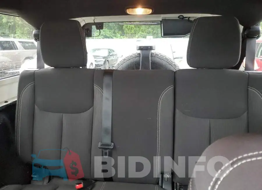 1C4BJWEG6FL613035 Photo# 10