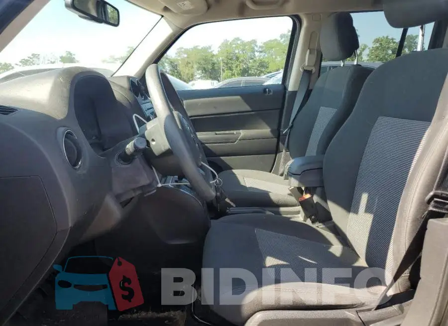 1C4NJPBB1ED626862 Photo# 7