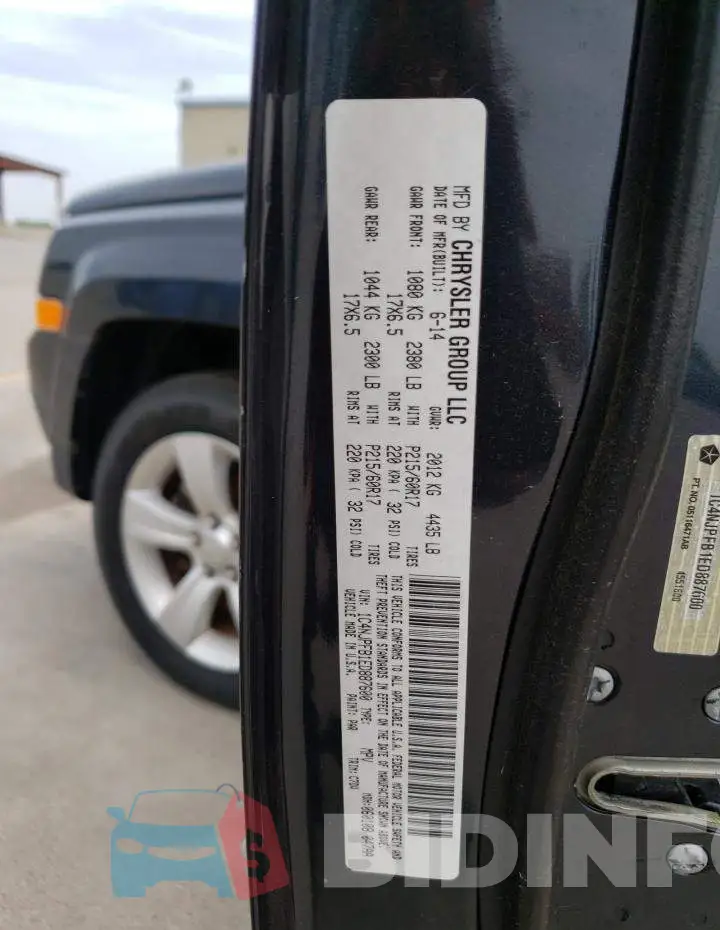 1C4NJPFB1ED887600 Photo# 13
