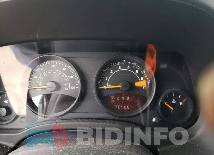 1C4NJPFB1ED887600 Photo# 9