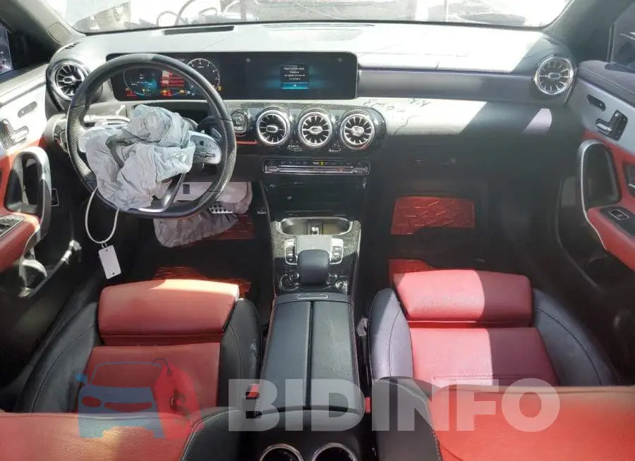 WDD3G4FB2KW022595 Photo# 8