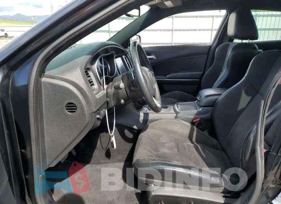 2C3CDXCT4FH728834 Photo# 7