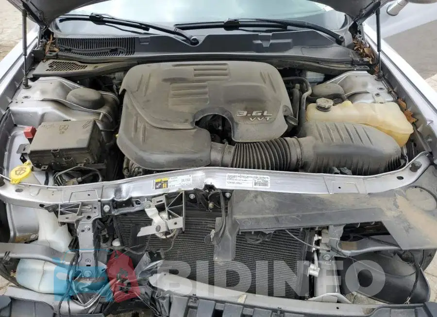 2C3CDZAG2FH724427 Photo# 11