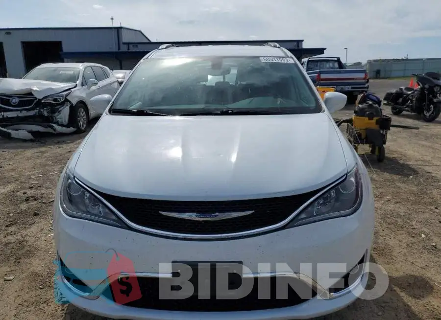 2C4RC1BG6JR217414 Photo# 5
