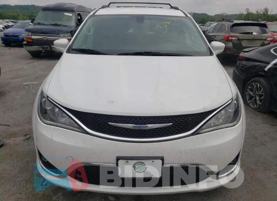 2C4RC1BG7JR217826 Photo# 5