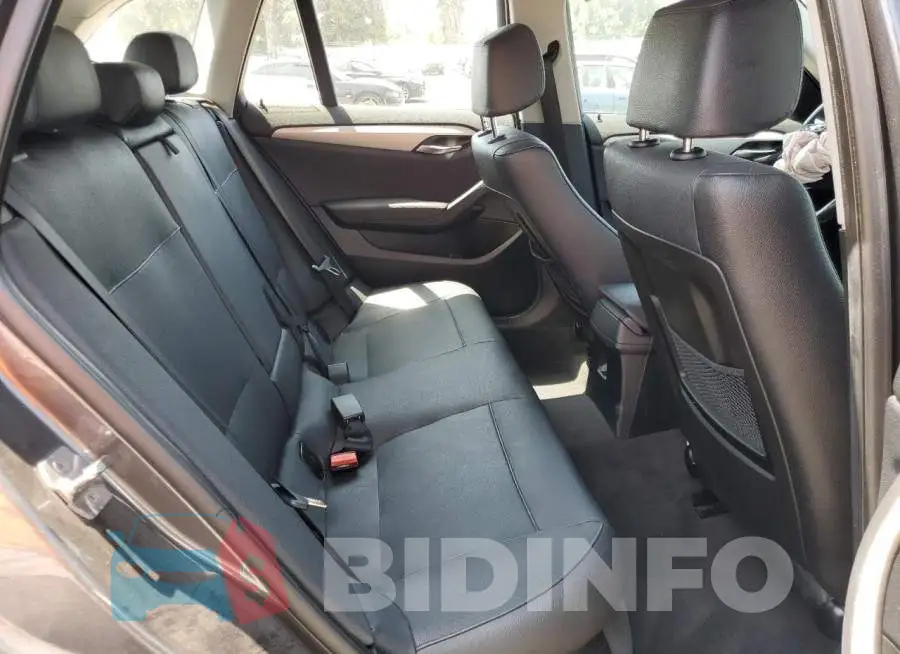 WBAVM1C50FV318331 Photo# 11