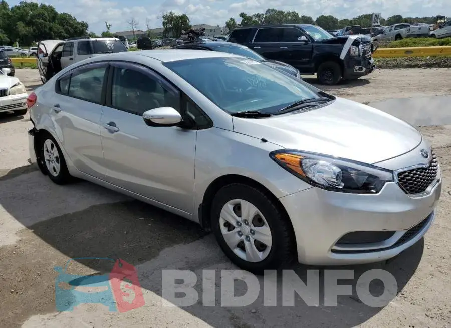 KNAFX4A62F5301412 Photo# 4