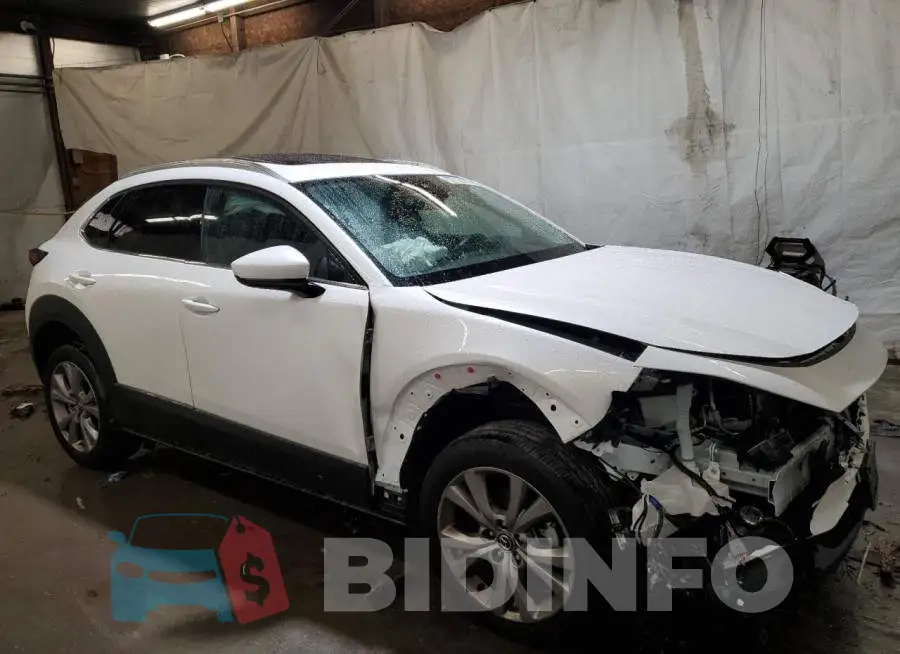 3MVDMBDL1MM314408 Photo# 4