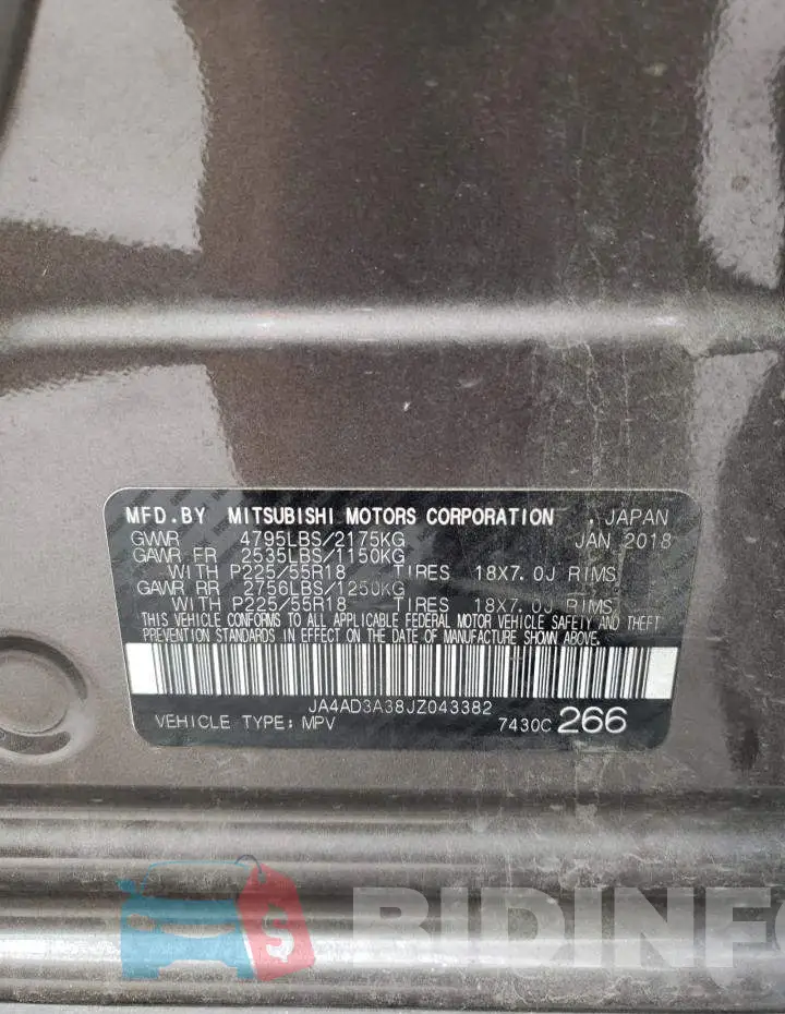 JA4AD3A38JZ043382 Photo# 13