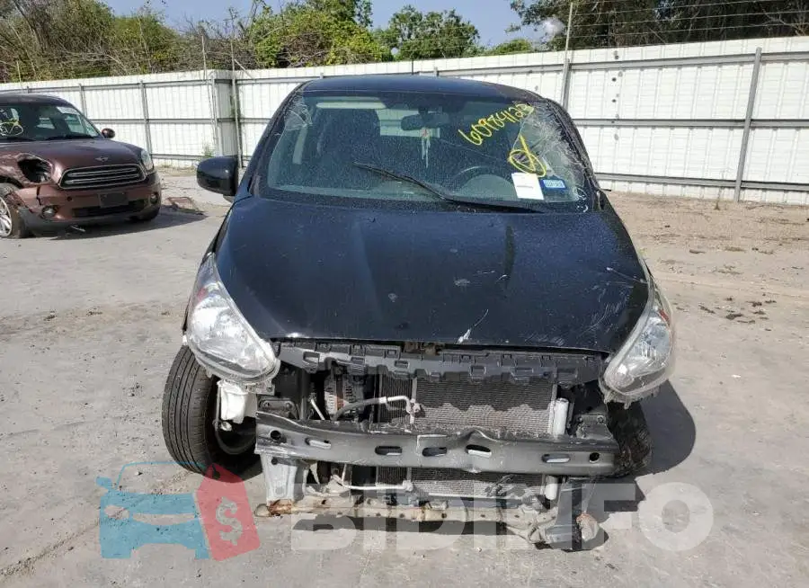 ML32A5HJ5KH004889 Photo# 5