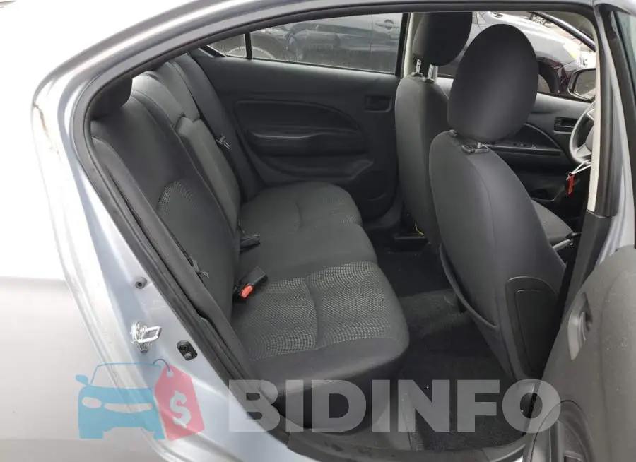 ML32F3FJ8HHF17879 Photo# 10