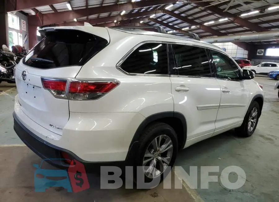 5TDJKRFH6FS116034 Photo# 3