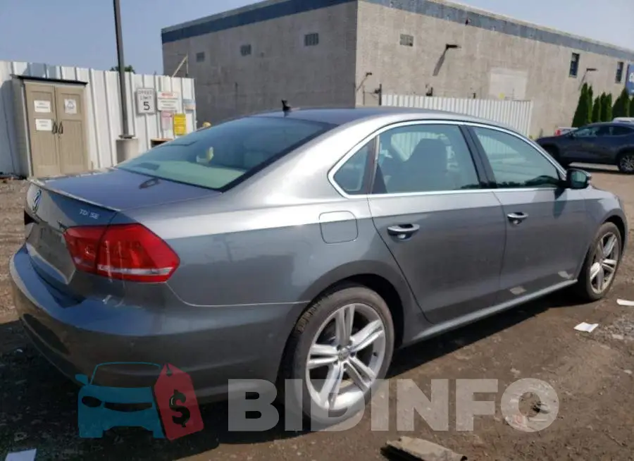 1VWBN7A34EC084497 Photo# 3