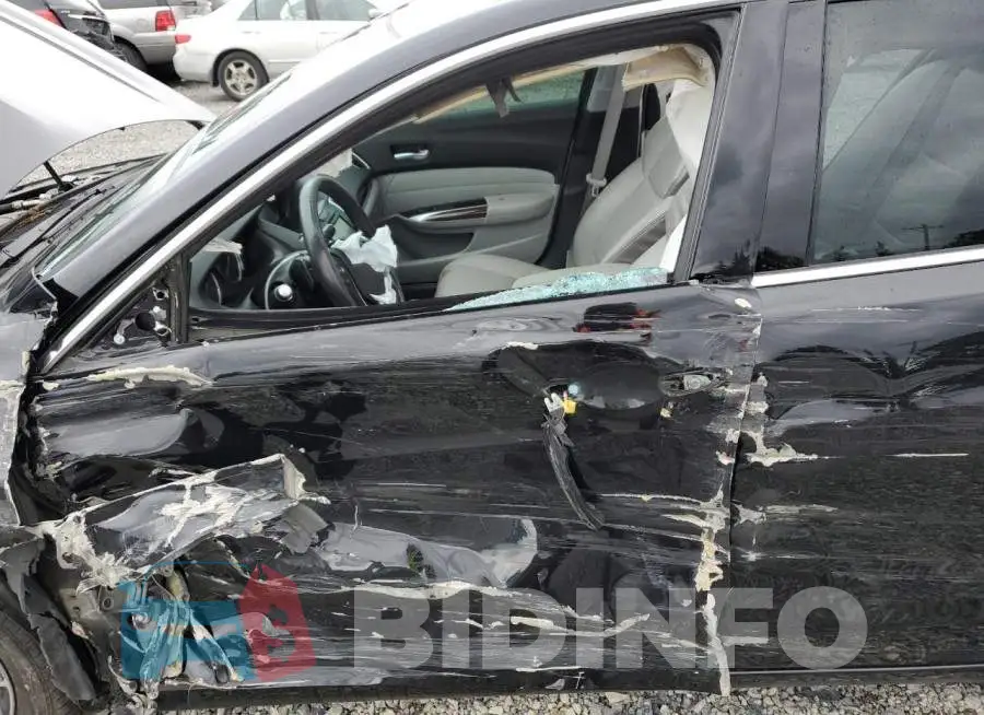 19UUB1F52FA006178 Photo# 7