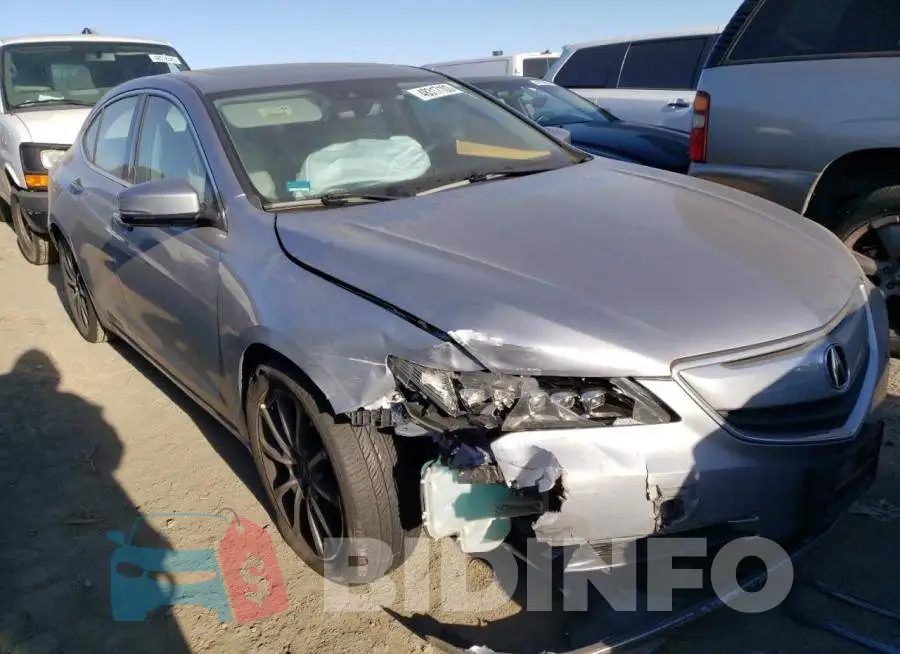 19UUB2F51FA006873 Photo# 4