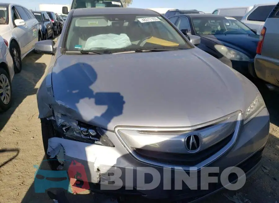 19UUB2F51FA006873 Photo# 5