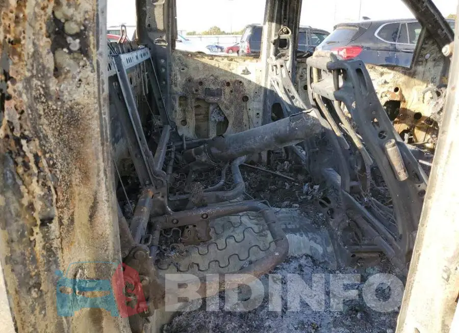 1GTV2MEC3HZ186537 Photo# 6