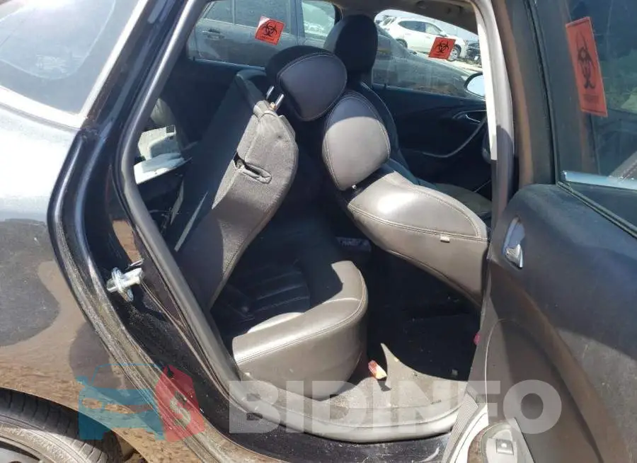 1G4PT5SV5F4150677 Photo# 10