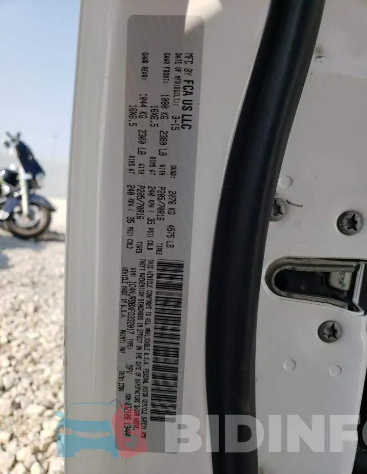 1C4NJRBBXFD332017 Photo# 12