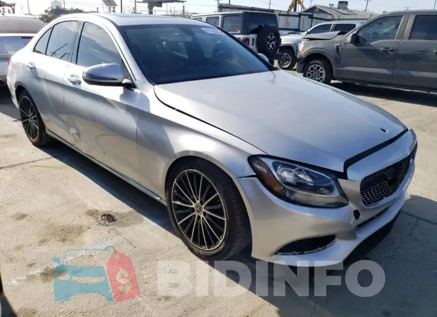 55SWF8DB1LU327269 Photo# 4