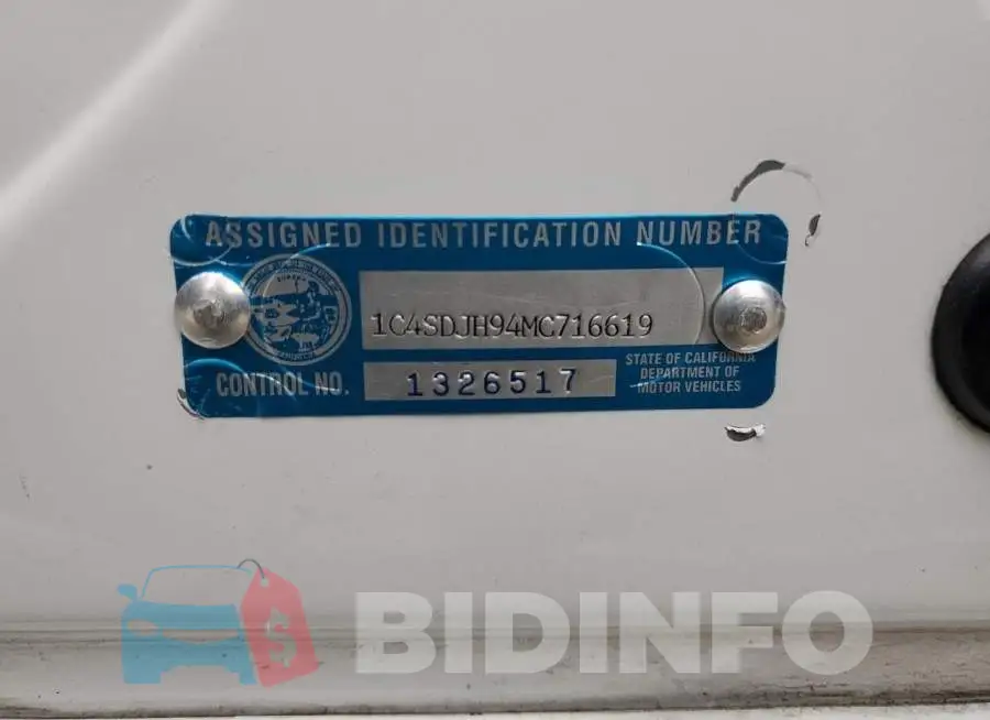 1C4SDJH94MC716619 Photo# 13