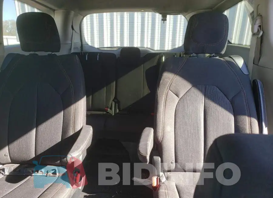 2C4RC1CGXJR148497 Photo# 10