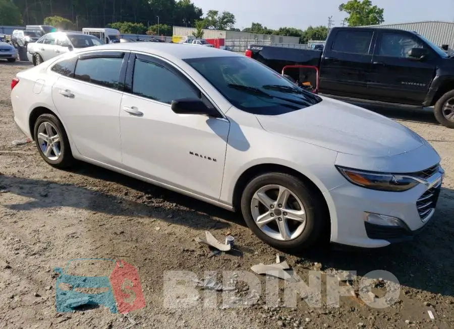 1G1ZB5ST1KF218432 Photo# 4