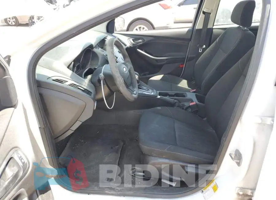 1FADP3E20JL230698 Photo# 7