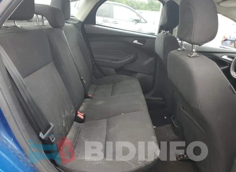 1FADP3F29JL250222 Photo# 10