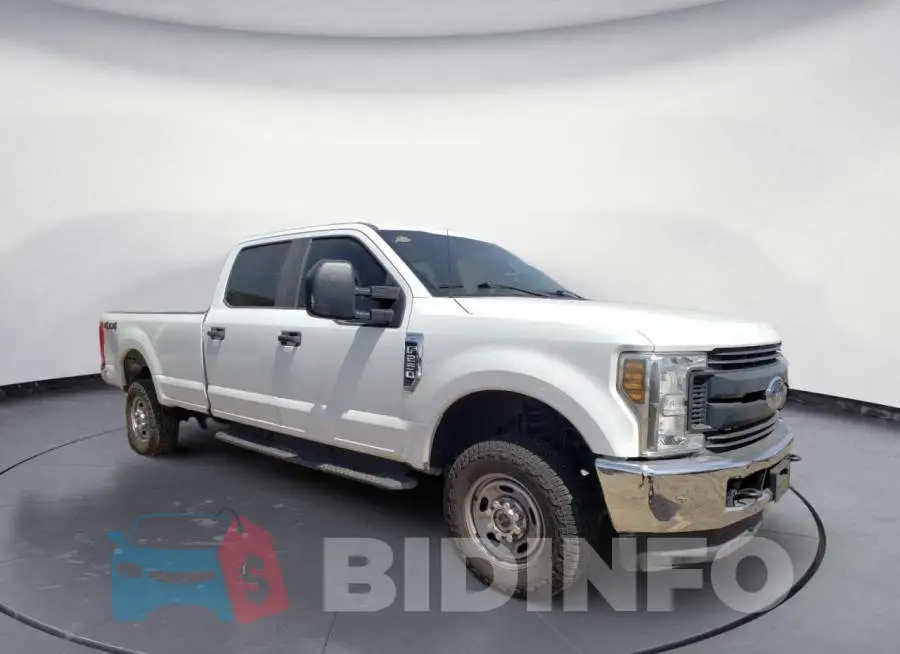 1FT7W2B63JEC47544 Photo# 4