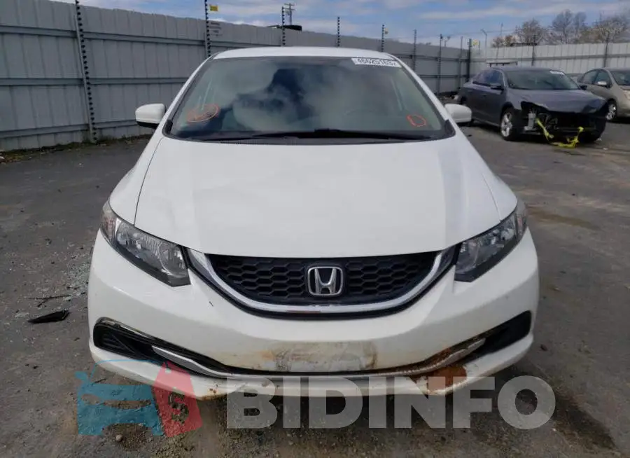 19XFB2F57FE700777 Photo# 5