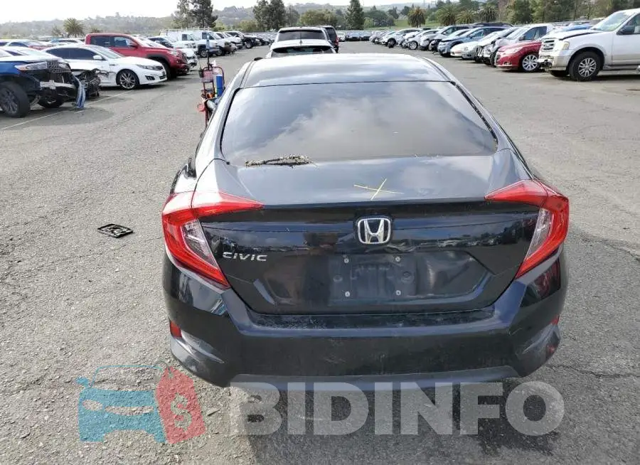 19XFC2F68GE223803 Photo# 6