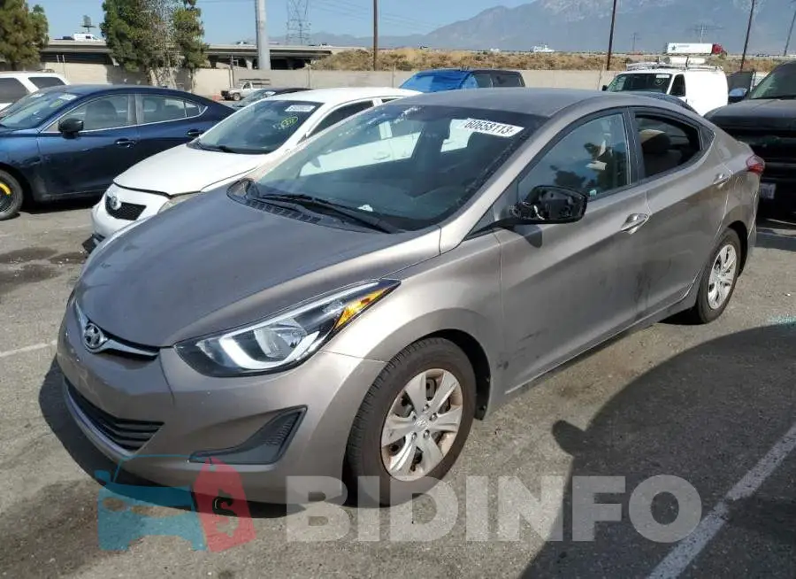 5NPDH4AE4GH768234 Photo# 1