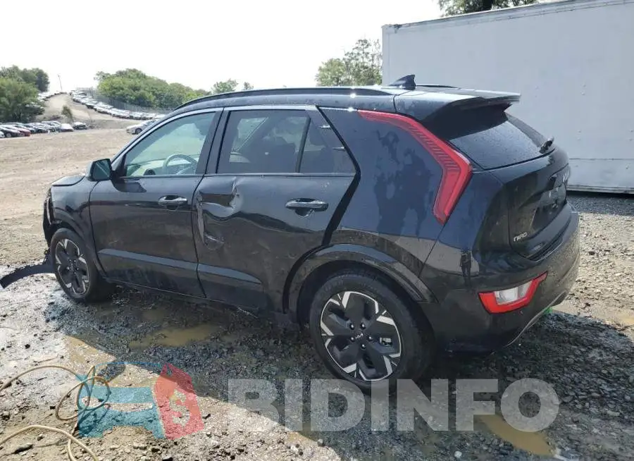 KNDCR3L1XP5026272 Photo# 2