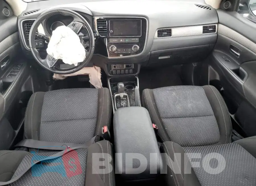 JA4AD3A38JZ055967 Photo# 8