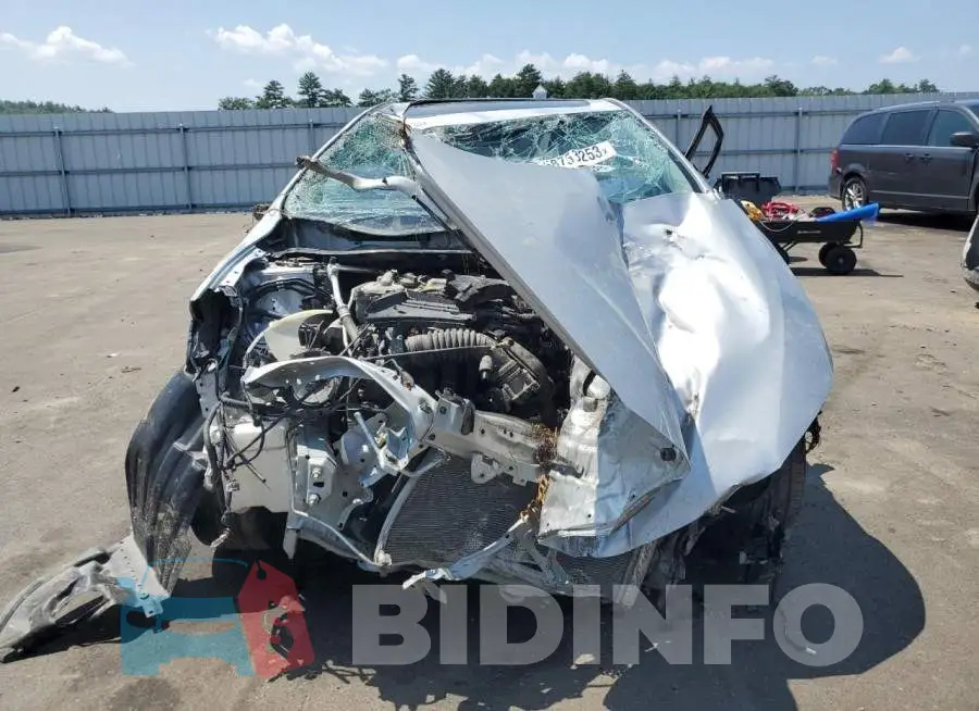 2T1BURHE6FC412875 Photo# 5