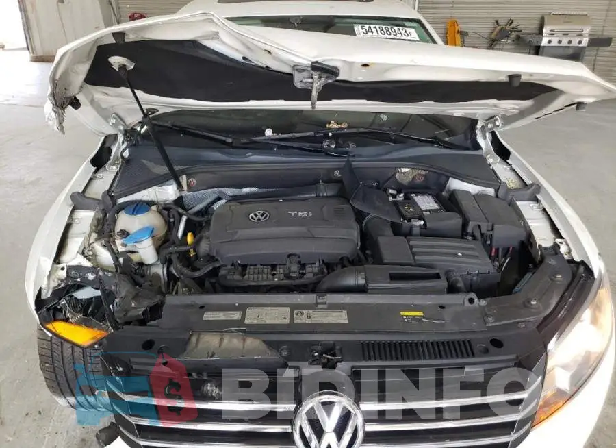 1VWBT7A3XFC024327 Photo# 11