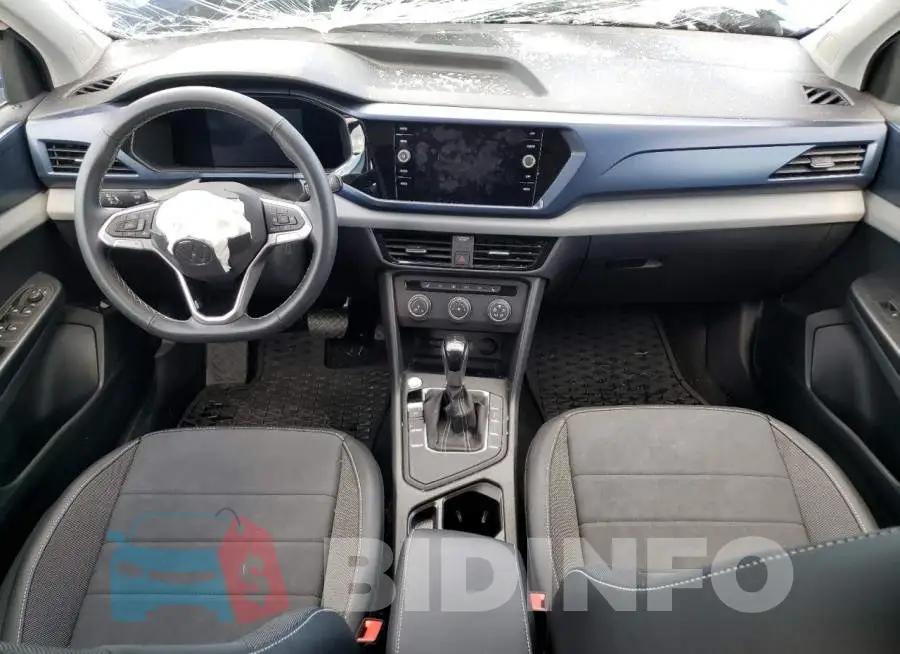 3VVRX7B22NM088632 Photo# 8