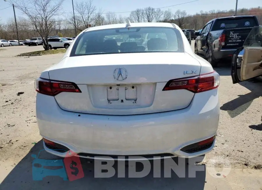 19UDE2F33GA010964 Photo# 6