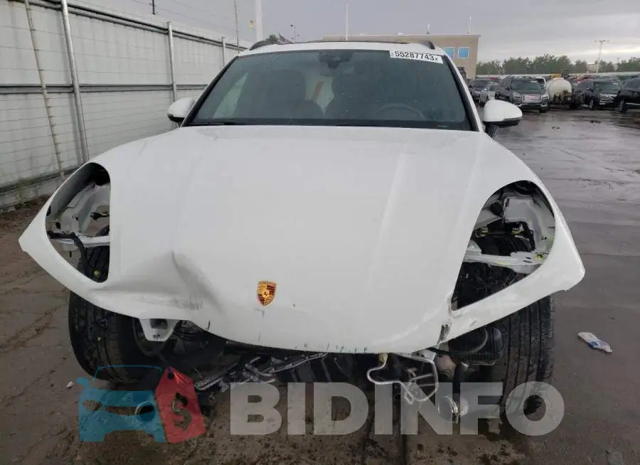 WP1AA2A52MLB12793 Photo# 5