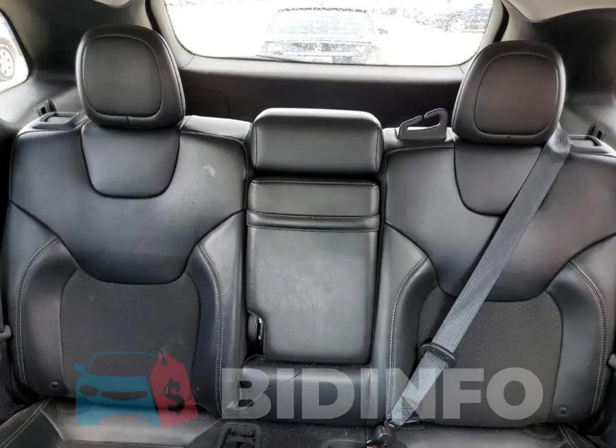 1C4PJLLB4KD373371 Photo# 10