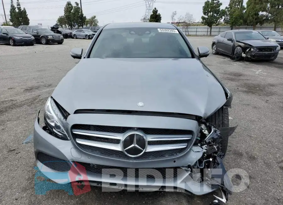 55SWF4HB5GU150461 Photo# 5